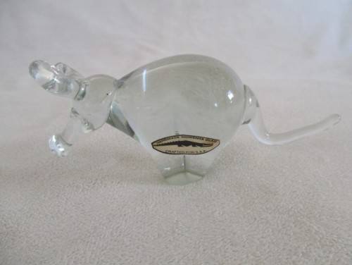 NGWENYA GLASS ANTEATER/AARDVARK -GREAT CONDITION - JUST DIFFICULT TO PHOTOGRAPH