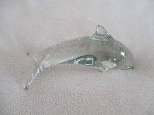 NGWENYA GLASS DOLPHIN - GREAT CONDITION - JUST DIFFICULT TO PHOTOGRAPH