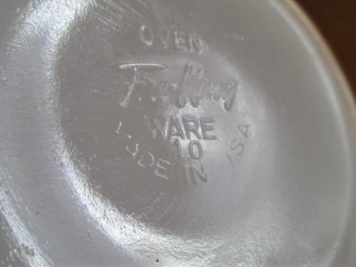 FOR ADRWEL8911 ONLY -  VINTAGE LIDDED FIRE-KING OVEN WARE DISH MADE IN THE USA