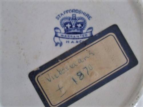 ANTIQUE VICTORIAN HENRY ALCOCK (C. 1870)WARRANTED STAFFORDSHIRE BLUE AND WHITE WILLOW PATTERN PLATE