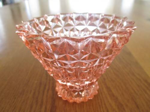 VERY UNUSUAL VINTAGE PINK DEPRESSION GLASS - BON-BON DISH AND CANDLE HOLDER IN ONE