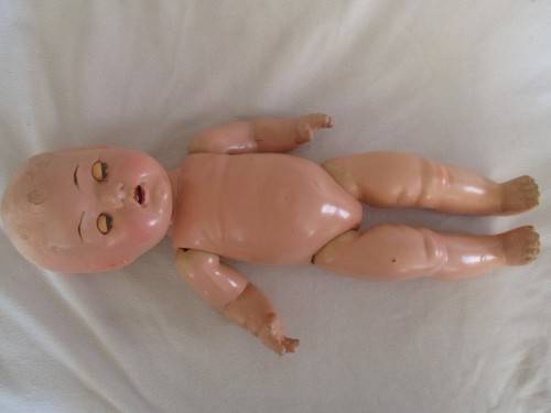 ANTIQUE RELIABLE, CANADA DOLL  - OPEN/CLOSE EYES & TWO CUTE FRONT TEETH