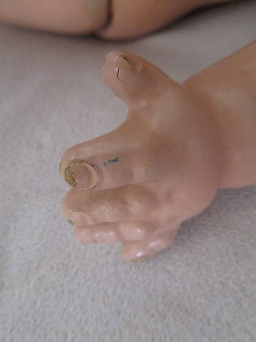 ANTIQUE RELIABLE, CANADA DOLL  - OPEN/CLOSE EYES & TWO CUTE FRONT TEETH