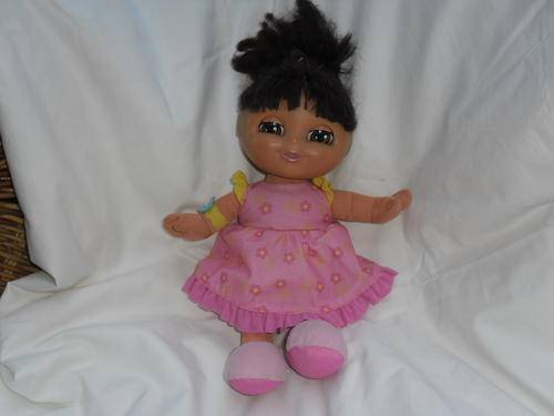 Adorable Singing and Talking Collectable Dora Doll