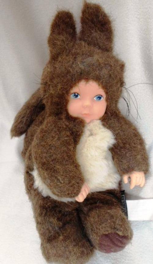A LOVELY ANNE GEDDES SQUIRREL DOLL!!