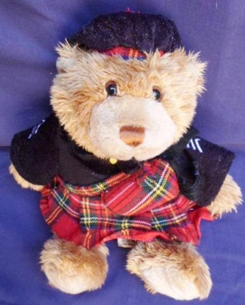 A VERY CUTE SCOTTISH BAGPIPE PLAYER FROM COLLECTABLE 'KEEL' BRAND!!