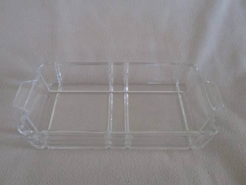 AN UNUSUAL RECTANGULAR BON BON DISH IN GREAT CONDITION