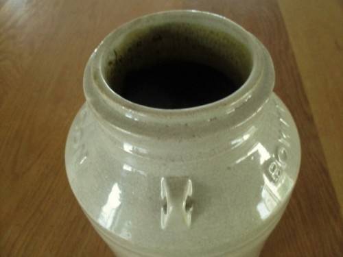 RARE FIND!!  LARGE ANTIQUE BOWKER`S POISON STONEWARE CROCK - LEAD ARSENATE