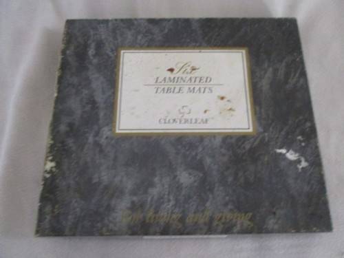 A BOXED SET OF SIX VINTAGE CLOVERLEAF  PLACEMATS /TABLE MATS DEPICTING OLD ENGLISH INNS