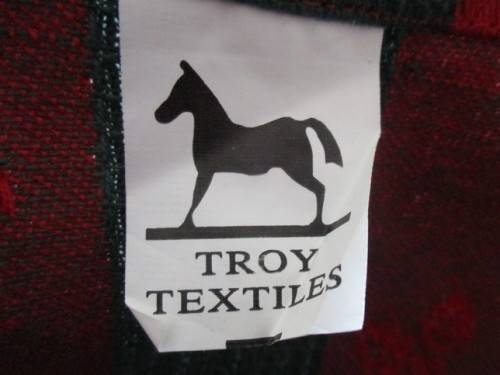 A QUALITY 100% COTTON TROY TEXTILES CLOTH FOR CHRISTMAS