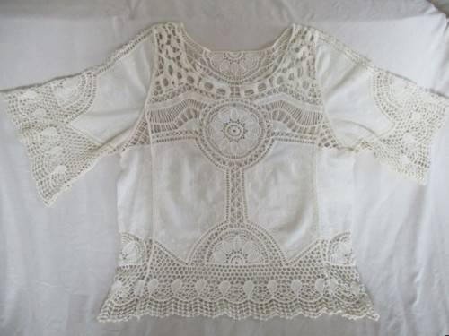 THE MOST EXQUISITE VINTAGE EMBROIDERED CHEESE CLOTH AND CROCHETED TOP  (TO FIT SIZE 38/40)