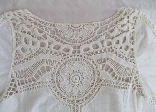 THE MOST EXQUISITE VINTAGE EMBROIDERED CHEESE CLOTH AND CROCHETED TOP  (TO FIT SIZE 38/40)
