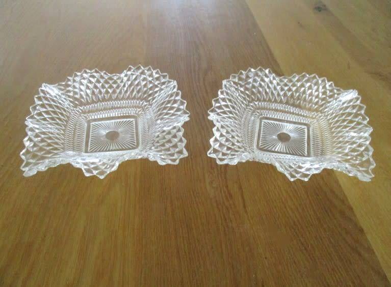 TWO REALLY PRETTY VINTAGE WAVY GLASS BON BON DISHES