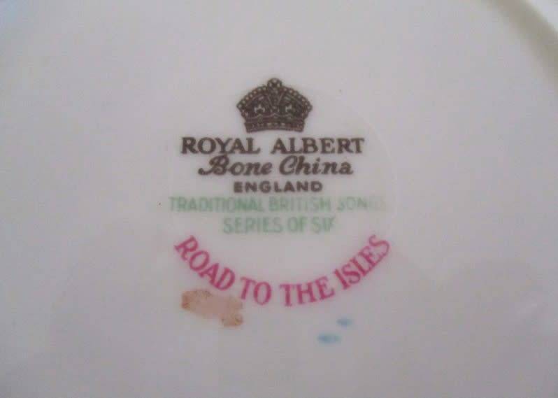 VINTAGE 1950`s/60`s ROYAL ALBERT PLATE - TRADITIONAL BRITISH SONGS SERIES - ROAD TO THE ISLES