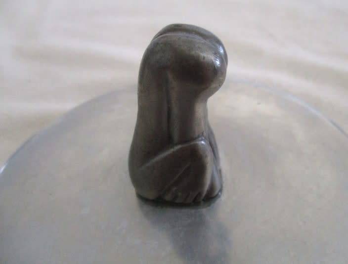 SO QUIRKY!!  CARROL BOYES STYLE SILVER METAL LIDDED CANISTER WITHPEWTER MAN PEEPING THROUGH LID