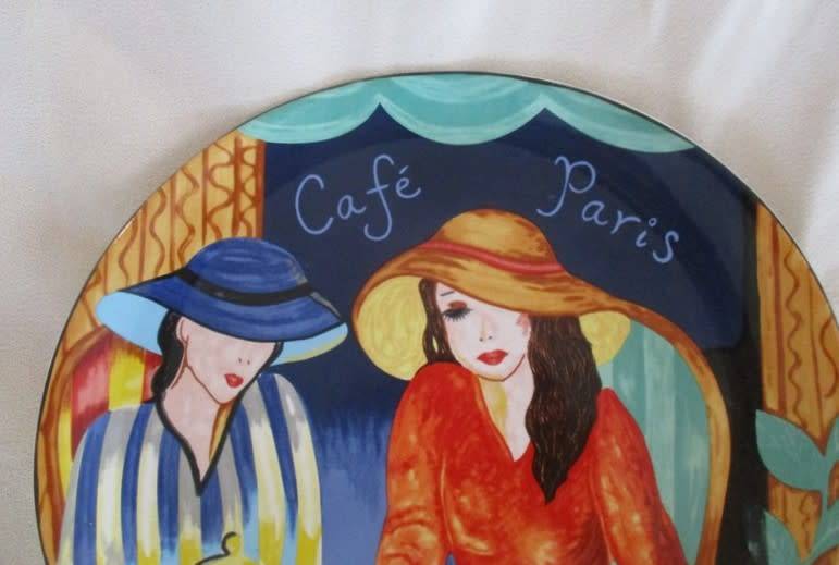 Large, collectable Cafe Paris plate - no. 4914 (1994)
