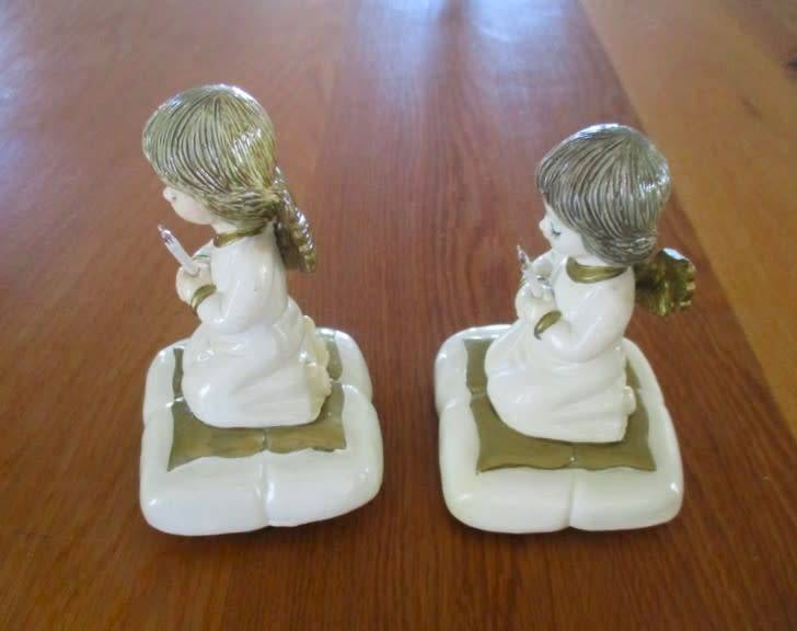 Two musical angels with flickering candles for Christmas (Silent night tune)