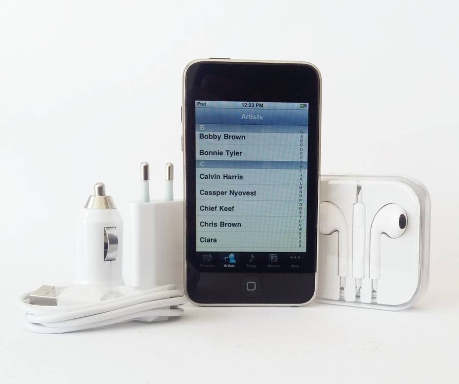 Apple | iPod Touch | 16GB Make an Offer!