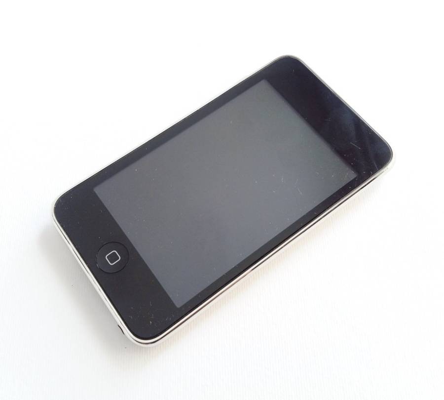 Apple | iPod Touch | 16GB Make an Offer!