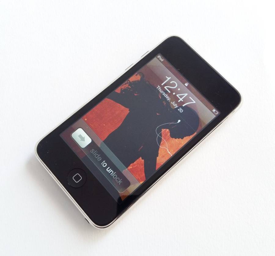 Apple | iPod Touch | 16GB Make an Offer!