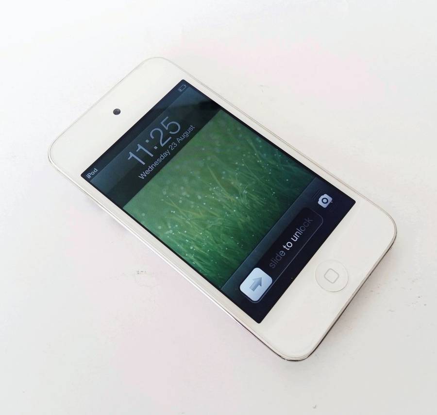 Apple | iPod Touch | 16GB Make an Offer!