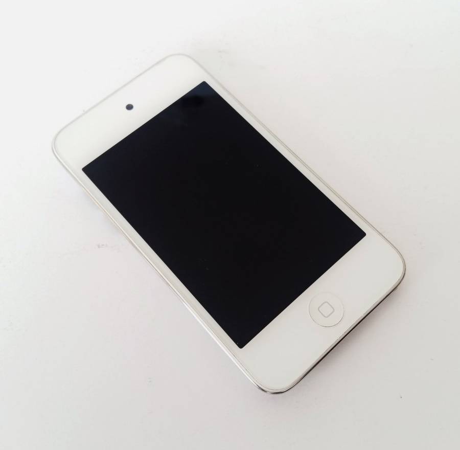 Apple | iPod Touch | 16GB Make an Offer!