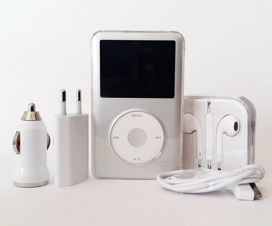 Apple | iPod Classic | 80GB Make an Offer!