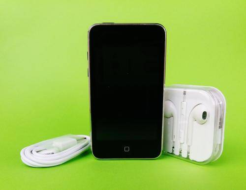 iPod touch | 8GB
