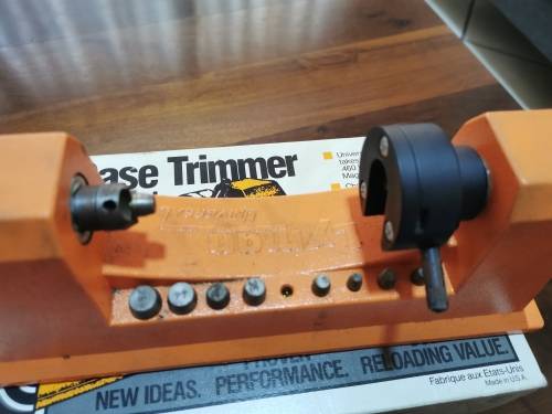 Universal Case trimmer