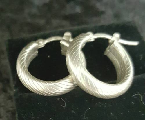 Beautiful   Earings