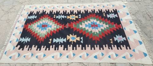 KILIM SIZE ( 2.02m X1.40m ) AS PER PICTURE