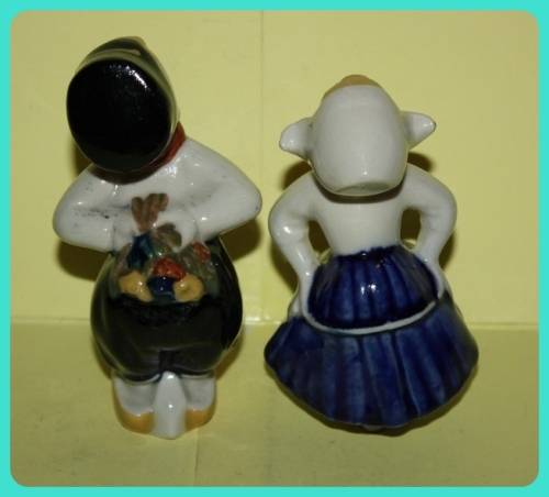 DUTCH KISSING SWEETHEARTS PAIR VINTAGE