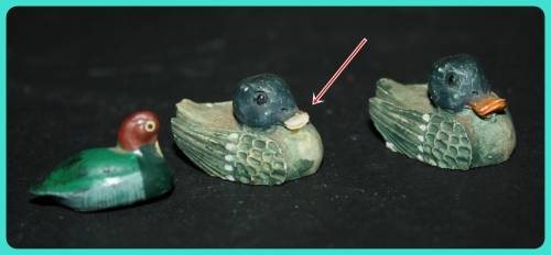 TRIO OF TINY DUCKS TWO MADE AND HAND PAINTED IN SCOTLAND SIGNATURE UNDERNEATH DATED 1988 AND 1983(D)