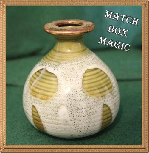 VERY PRETTY FAT BELLY POTTERY POSY VASE