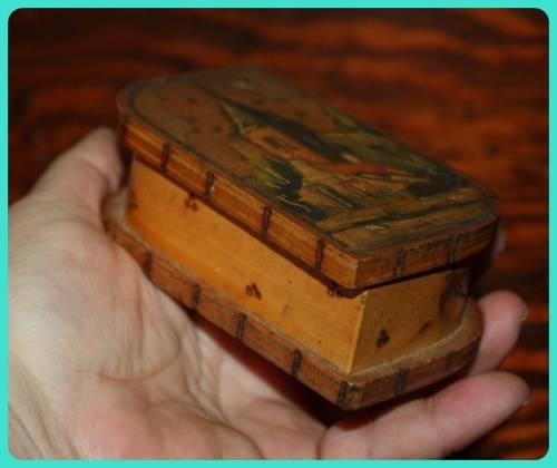 BEAUTIFULLY  MADE HAND PAINTED WOODEN SLIDE BOX FROM HOLLAND  UNUSUAL ITEM