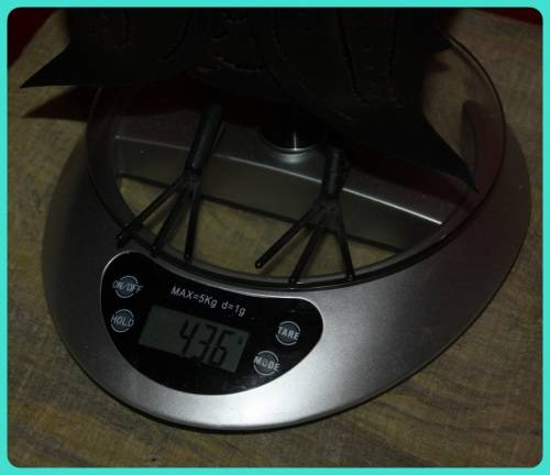 UNUSUAL METAL OWL CANDLE LAMP