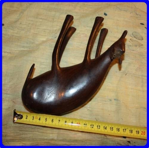 WOODEN HAND CARVED BUCK DUIKER (D)