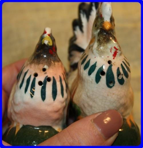 SALT AND PEPPER SET  CHICKEN AND ROOSTER MADE IN JAPAN VINTAGE