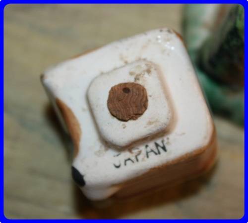 SALT AND PEPPER SET WINDMILL AND BUSH MADE IN JAPAN