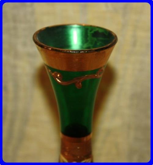 VINTAGE BOHEMIAN CZECH MOSER GLASS EMERALD GREEN VASE