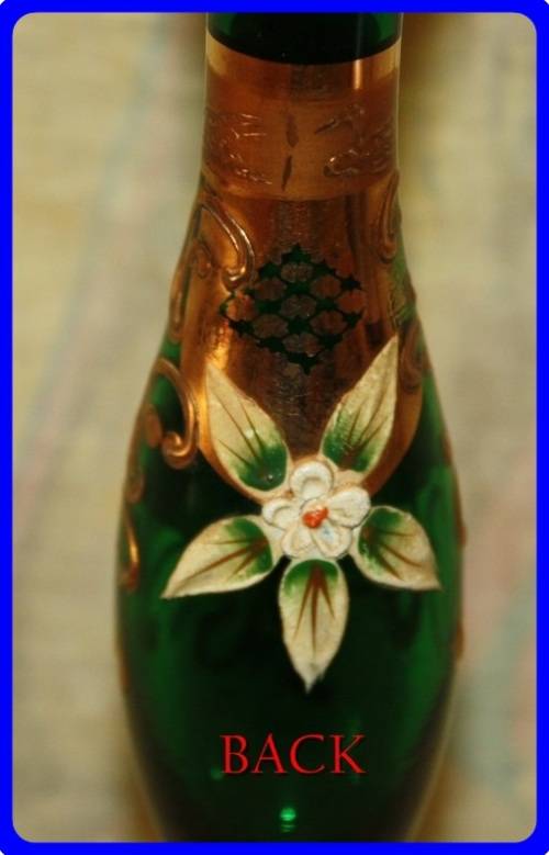 VINTAGE BOHEMIAN CZECH MOSER GLASS EMERALD GREEN VASE