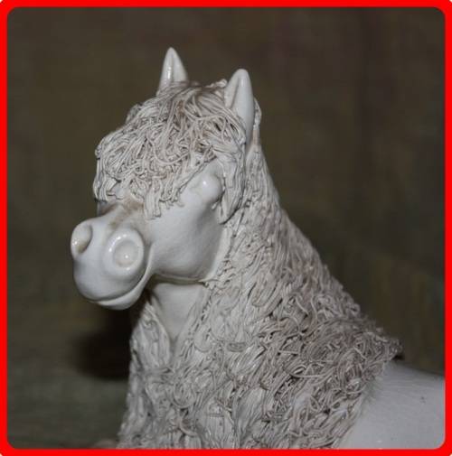 CHEVAL CERAMICS SPAGHETTI HAIR PONY LYING DOWN LARGE