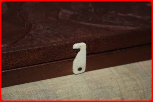 BEAUTIFUL VINTAGE MANCALA BOARD GAME HAND CARVED WITH RHINO ELEPHANT AND GIRAFFE