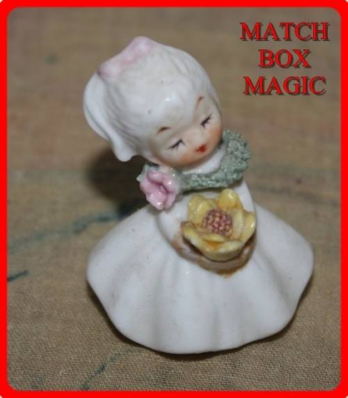 VINTAGE PRINTERS TRAY FLOWER GIRL