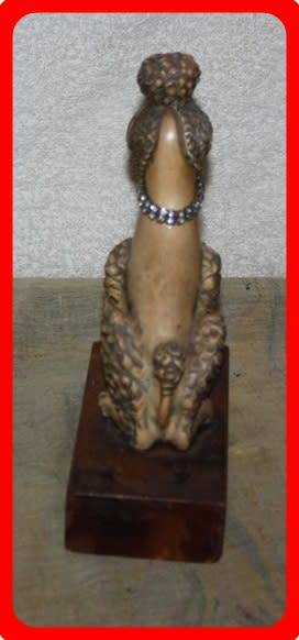 LOVELY VINTAGE BOOKEND FRENCH POODLE WITH DIAMANTE NECKLACE (R)