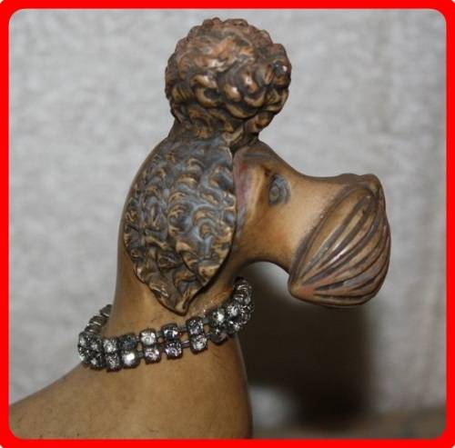 LOVELY VINTAGE BOOKEND FRENCH POODLE WITH DIAMANTE NECKLACE (R)