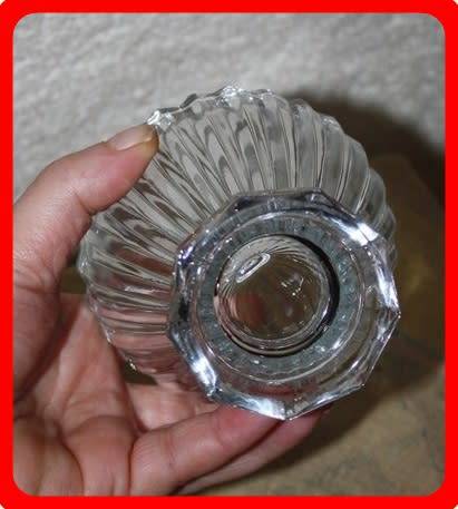 SCALLOP SIDED CLEAR GLASS LIDDED JAM JAR OR SUGAR BOWL PRETTY ITEM