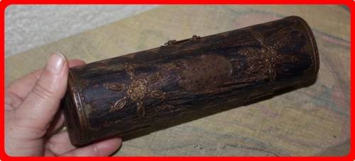 DECORATIVE WOODEN STORAGE BOX WITH HINGED LID INTRICATE METAL DETAIL