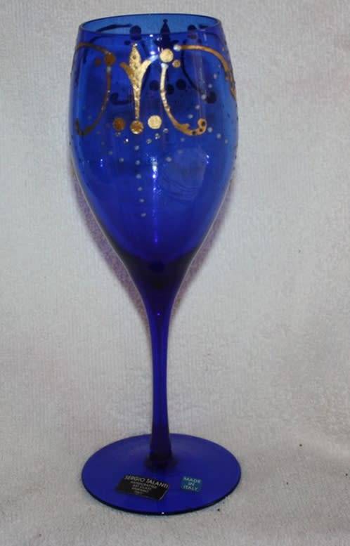 BEAUTIFUL BLUE SERGIO TALANTI HANDCRAFTED ART WINE GLASS MURANO ITALY HAS LABELS ON BASE