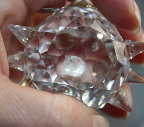 SWAROVSKI CRYSTAL   HEDGEHOG (D)